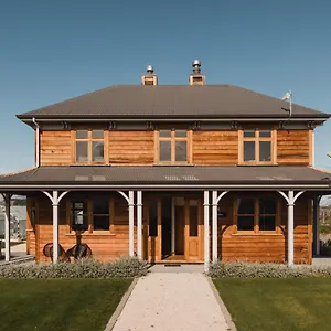 Misty Cove Homestead , Renwick New Zealand